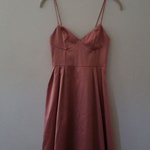 Super cute mid length dress